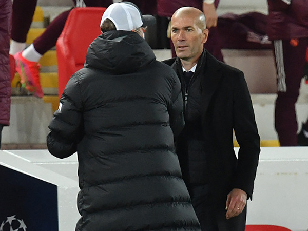 זידאן גאה בחניכיו (GETTY)