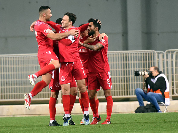 האדומים ישחקו באירופה? יחליטו בקרוב לגבי הערעור (ברני ארדוב)