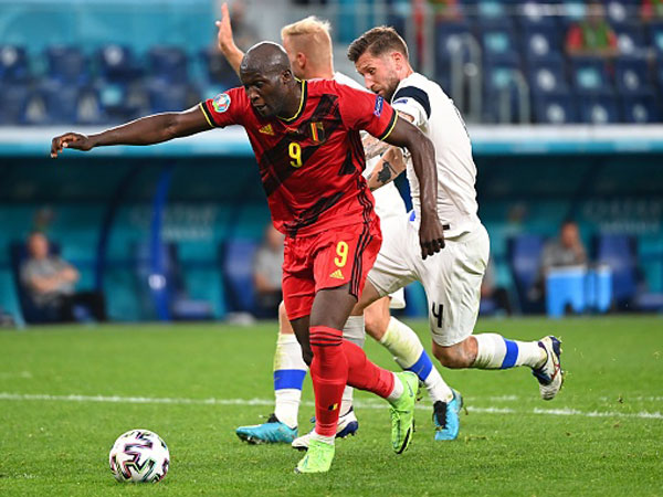 יותר יעיל ללא פנדלים, לוקאקו (getty)