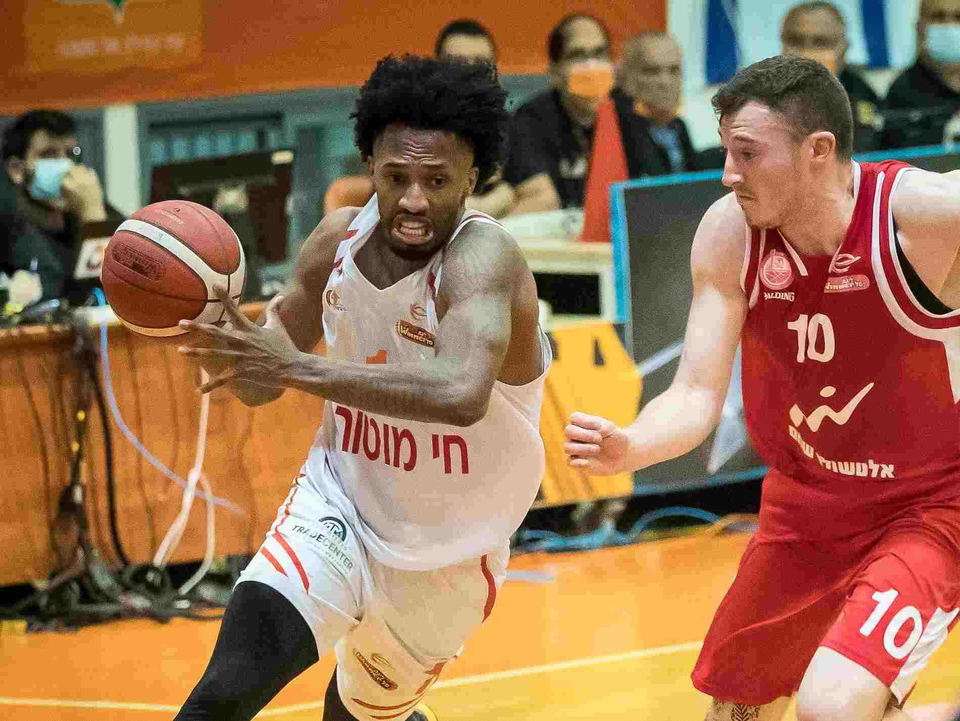 אנגולה, ישחק תחת דדאס? (מנהלת הליגה)