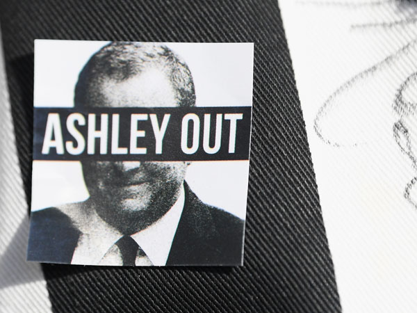 אשלי הוריד את המועדון מטה (GETTY)