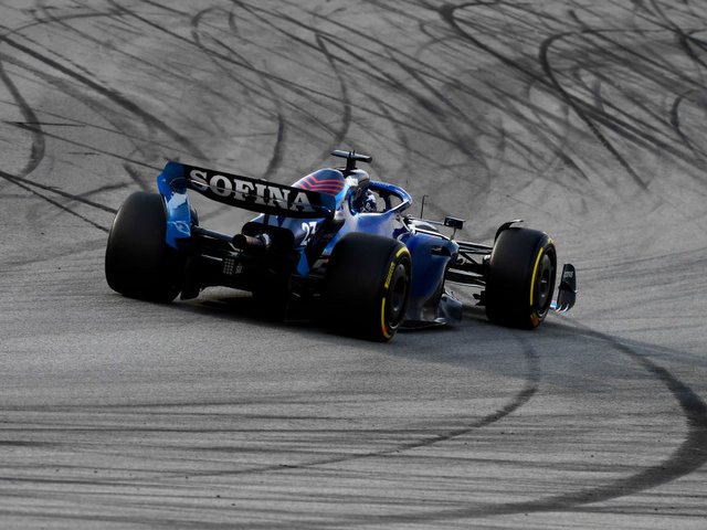 אלכסנדר אלבון, וויליאמס