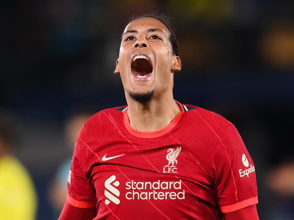 המנהיג של ליברפול בחלק האחורי (GETTY)