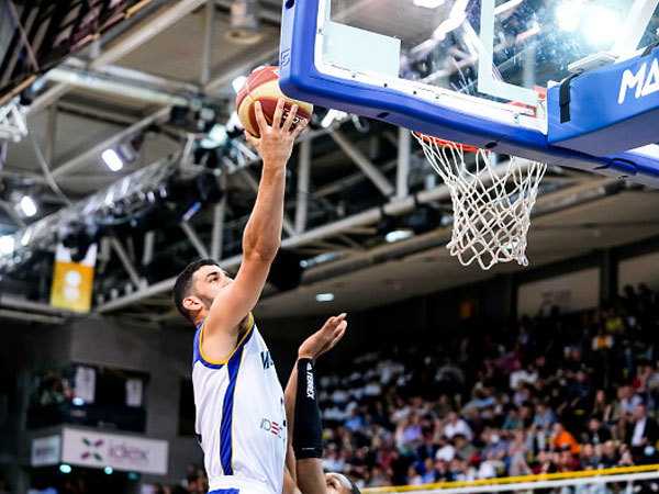 גינת. יישאר בצרפת? (Getty Images)