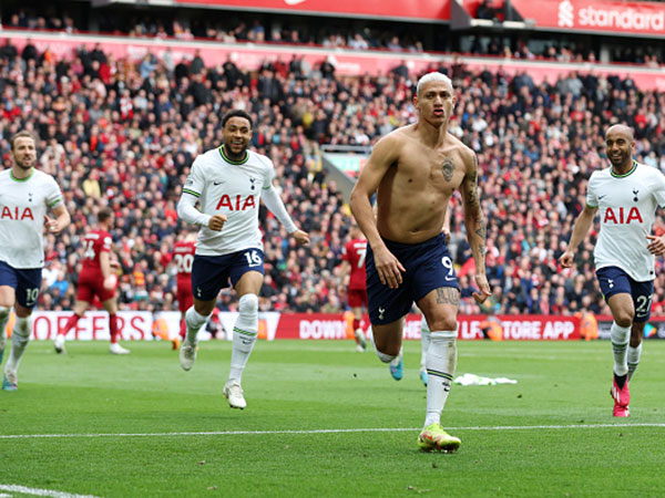 רישרליסון. לרגע, היה גיבור הערב (GETTY)