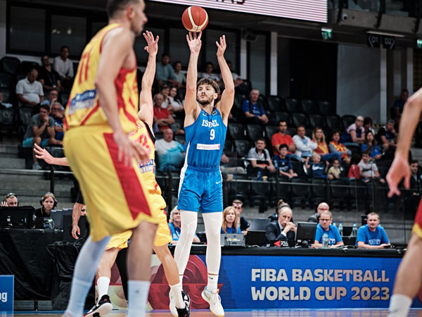 סורקין. רוצה לזרוק יותר שלשות (FIBA)