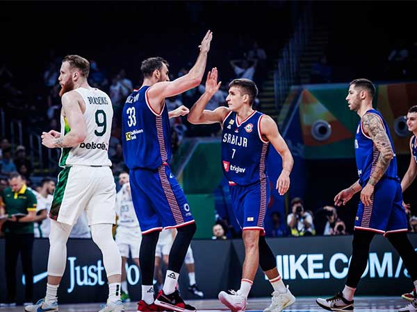 "המכונה קברה את ליטא" (FIBA)