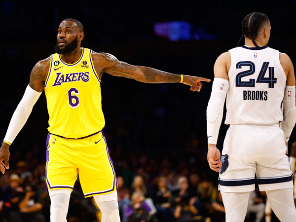 לברון וברוקס. לא חברים (Ronald Martinez/Getty Images)