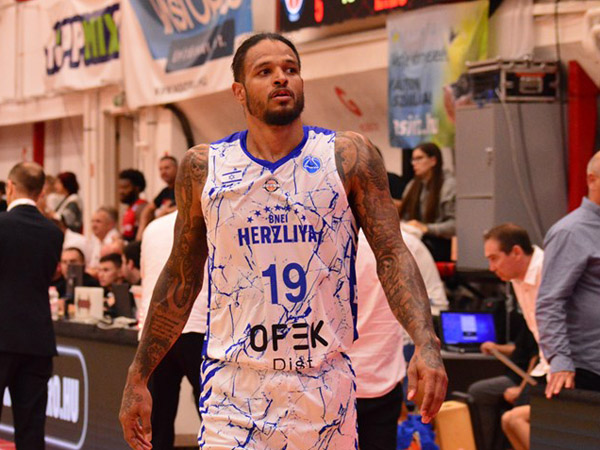 20 נקודות הערב. כריס באב (FIBA)