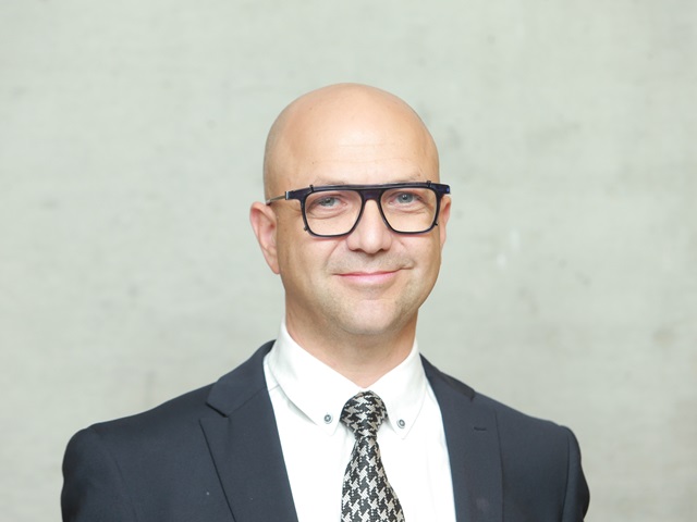 עו"ד אסף ורשה. צילום: שחר כלב