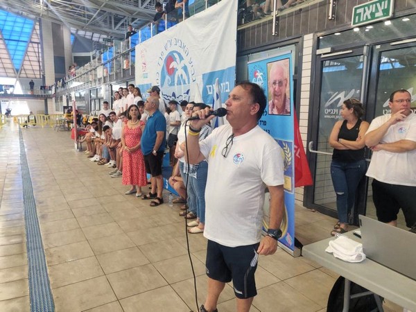 אמיר כהן (פיש) בטקס הפתיחה של גביע האביב | צילום: גיא דר