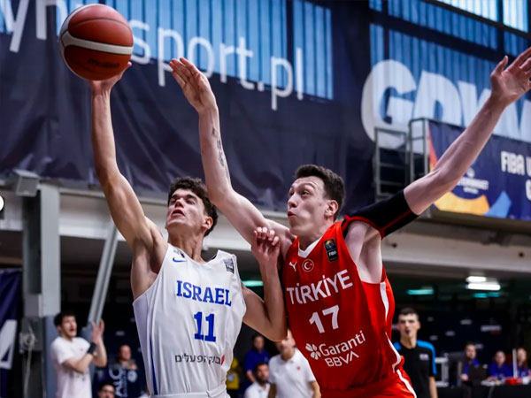 משחק ענק גם שלו. שחר דורון (FIBA)