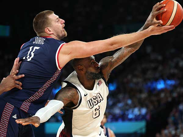 7 תארי MVP בתמונה אחת (Getty)