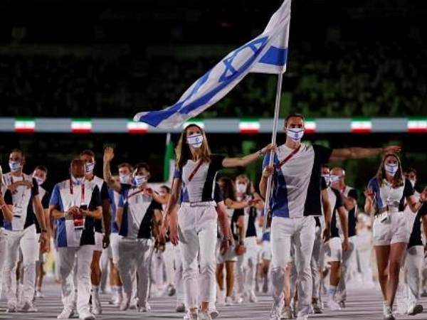 טומרקין ומיננקו בטקס בטוקיו, מרגעי השיא (getty)