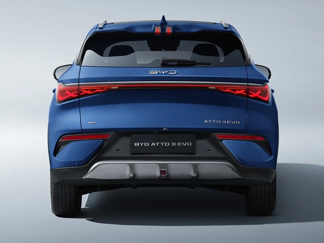 עדכונים חיצוניים קלים. מתחת לפני השטח יותר מעניין