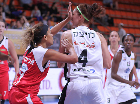 המצטיינת במשחק. לויצקי (צילום: אלונה חליווא)