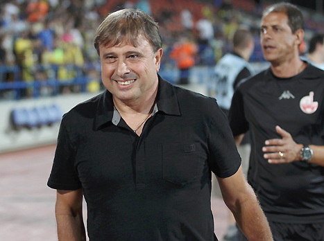 אלישע לוי, צעד אחרי צעד (אלן שיבר)