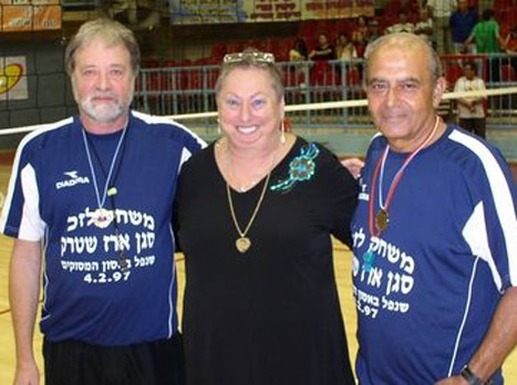אמו של ארז שטרק בטורניר לזכרו