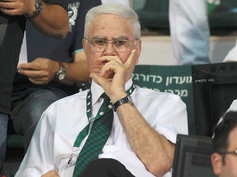 מה ברקוביץ' רוצה ממנו? שחר (אלן שיבר)