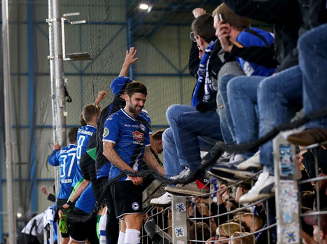 בבילפלד הולכים לחגוג הלילה... (getty)