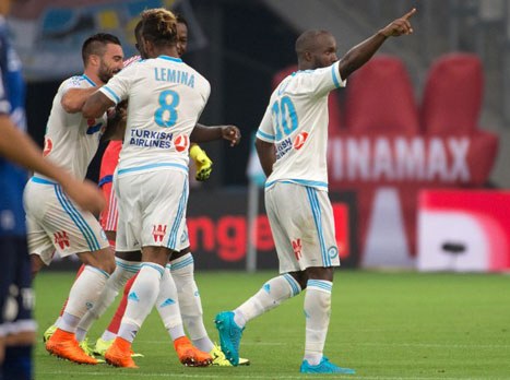 דיארה. יופי של בכורה (AFP)