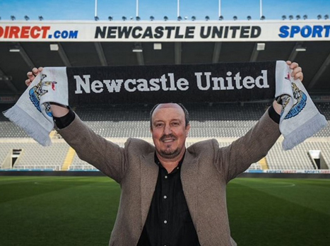 בניטס מוצג. אתגר חדש לספרדי (האתר הרשמי של ניוקאסל)