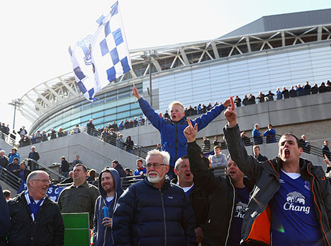 הקהל של אברטון חולם על תואר (gettyimages)