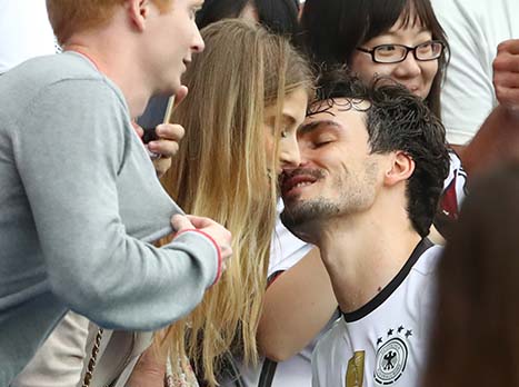 גרמניה סיימה בראשות הבית (GETTYIMAGES)