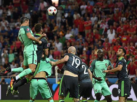 כמה גבוה שהוא התרומם (getty)