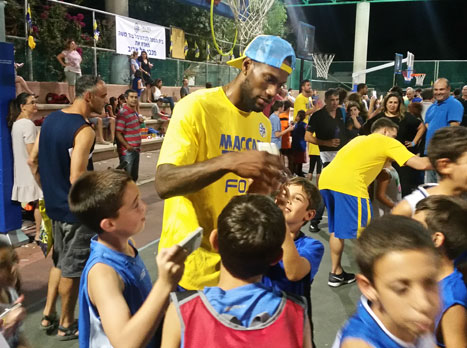 ווימס. "ביוון נראה איך אנחנו מתחברים"