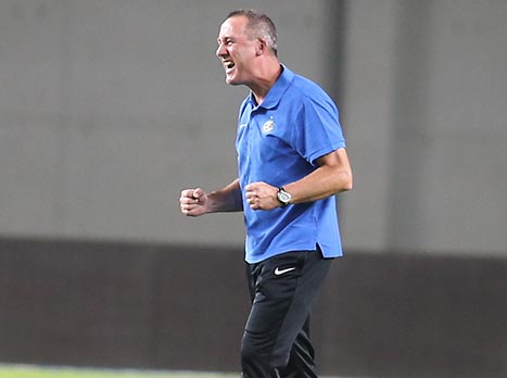 מולנסטיין בטירוף בסיום (אלן שיבר)