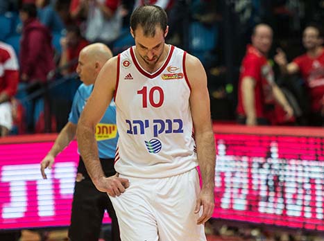 הלפרין מתוסכל. הפועל ירושלים בצרות (צילום: מנהלת הליגה)