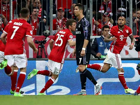 וידאל חגג אחרי השער ורונאלדו קצת פחות (Getty)