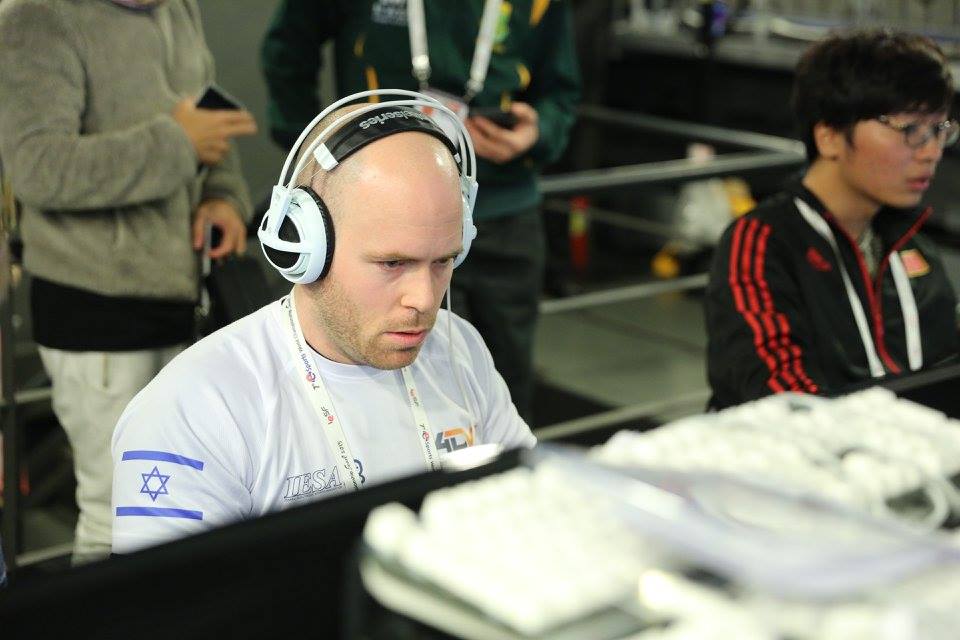 נטע כורם, ייצג את ישראל במשחק StarCraft II ב-2015.