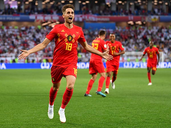 ינוזאי. שער בכורה במדים הלאומיים (getty)