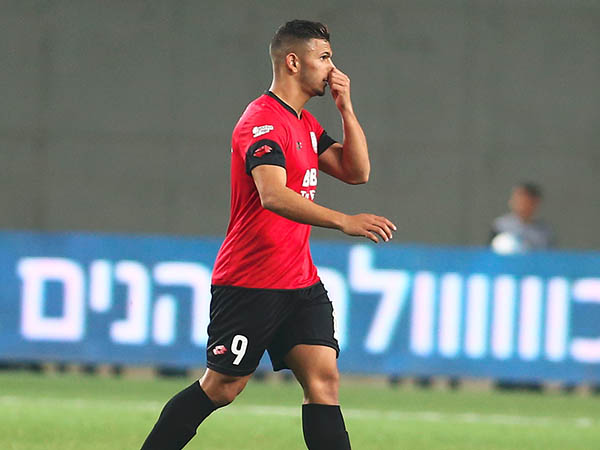 אלמוג, יפגוש את הקבוצה בה גדל (אלן שיבר)