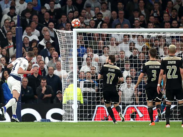 טוטנהאם חסרה את הראש המסיים (getty)