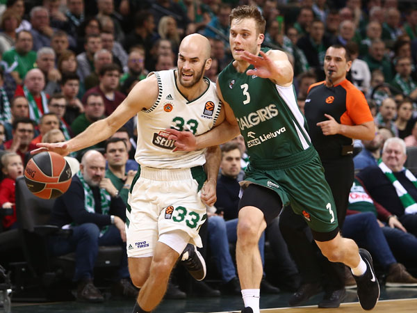 וולטרס וקלאת'ס. התפנית בקריירה? (Getty Images)