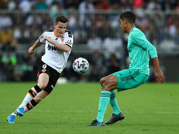 ולנסיה ניסתה לחזור (getty)