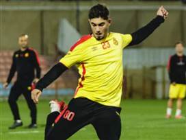 אורי עזו. אשדוד מנסה לשמור על כושר (צילום: מ.ס אשדוד)