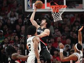 26 נק` לאבדיה: הפסד מאכזב לפורטלנד מול הספרס