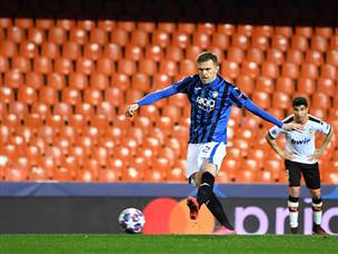 איליצ'יץ' דייק פעמיים מהנקודה הלבנה. (GETTY)