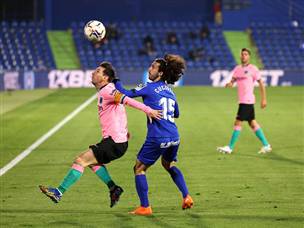 קשה לו לבד. מסי (GETTYIMAGES)