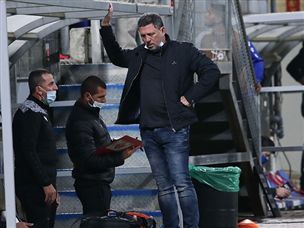 קלינגר, שקוע עמוק בתחתית (דני מרון)