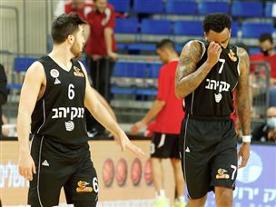 איזו מפלה (אלן שיבר)