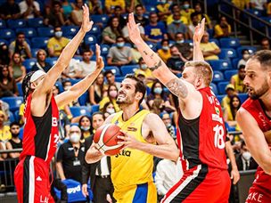 כספי והחברים לא הסתדרו מול היער האדום (עודד קרני)