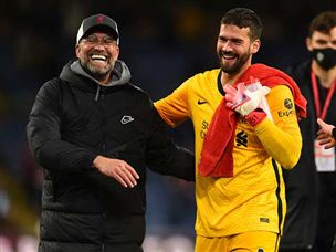 אליסון ויורגן קלופ. אחרי שכבש שער ניצחון דרמטי במחזור הקודם, הפעם שמר על רשת נקייה (Getty)