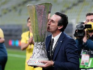 ואמרי פגש שוב חבר מוכר (Getty)