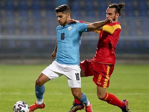 מנור סולומון ומרקו ינקוביץ'. קשרה של שחטאר הוכיח כי שיפר את התכליתיות (Getty)