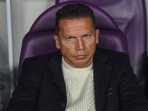 בכר ביצע חילוף כפול בהפסקה (צילום: ברני ארדוב)